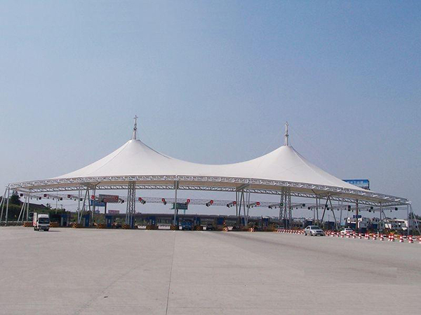 舟山高速收費(fèi)站雨棚【專(zhuān)業(yè)廠(chǎng)家】景觀(guān)遮陽(yáng)棚/服務(wù)區(qū)膜結(jié)構(gòu)充電站設(shè)計(jì)公司