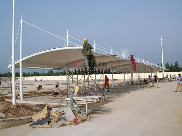 渾源膜結構停車棚【生產(chǎn)銷售】