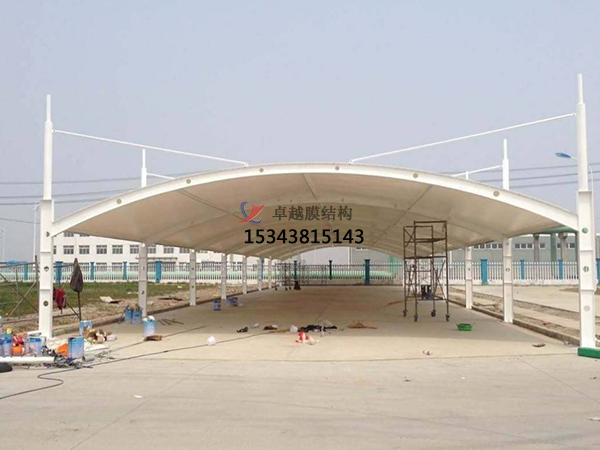 吉縣膜結構停車棚【生產(chǎn)銷售】遮陽棚雨棚