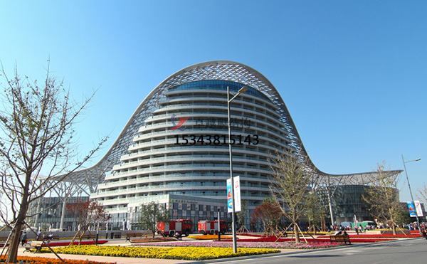 如何避免膜結構起皺？【膜材品牌】