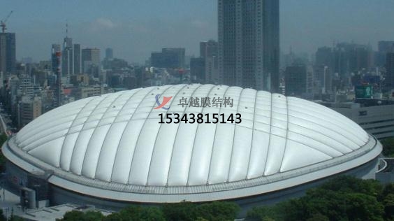 在“大棚”里，你甚至可以打網(wǎng)球