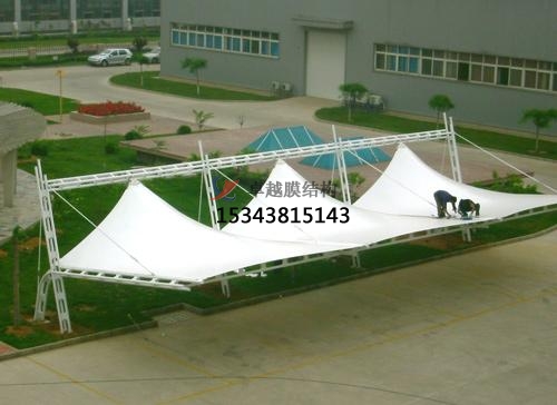 如何對(duì)PTFE膜材建筑進(jìn)行清洗？