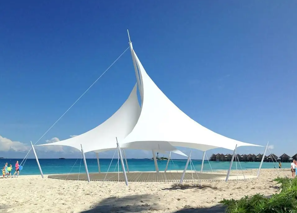 校園膜結(jié)構(gòu)體育看臺，耐用是王道，實(shí)惠是關(guān)鍵