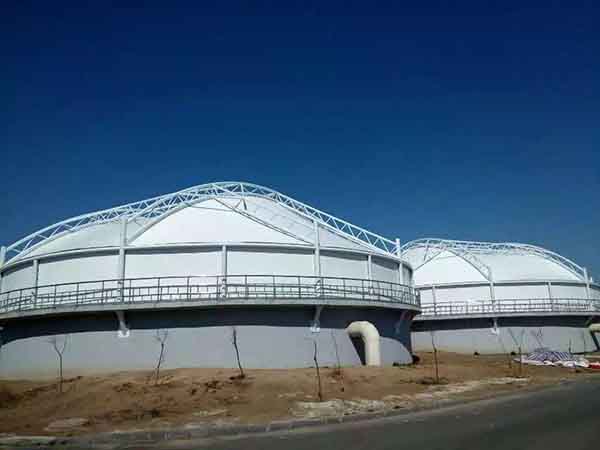 如何解決污水池臭氣熏天的問(wèn)題？