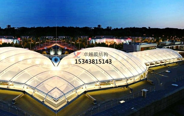 膜結(jié)構(gòu)丨ETFE建筑能抗臺(tái)風(fēng)嗎？