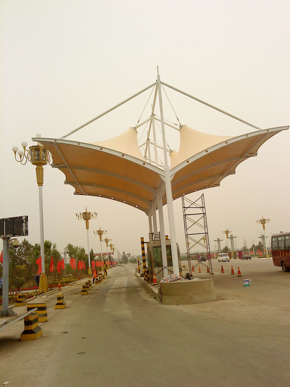 收費站膜結(jié)構(gòu)是什么？收費站膜結(jié)構(gòu)有哪些優(yōu)勢？