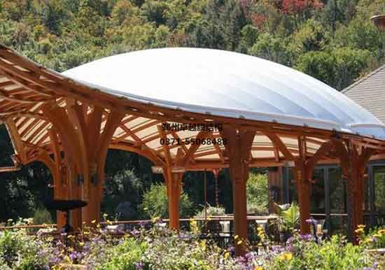 南陽張拉膜籃球場遮陽棚生產(chǎn)廠家設(shè)計施工【南陽建筑工程學(xué)校張拉膜籃球場遮陽棚】等項(xiàng)目