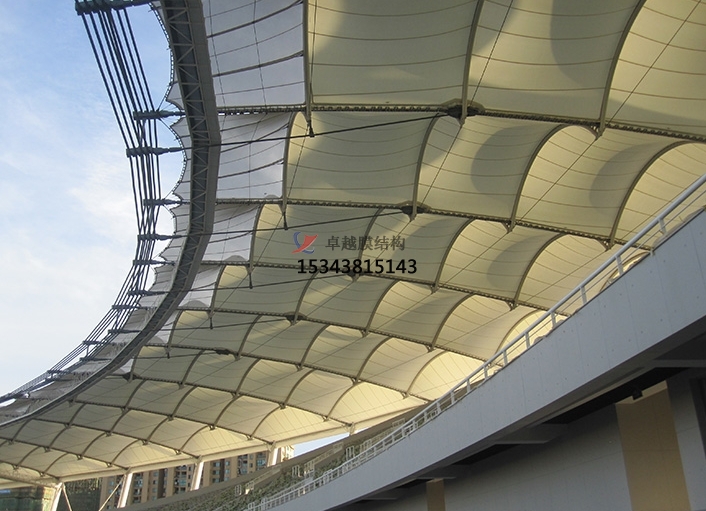 榆林張拉膜籃球場遮陽棚生產(chǎn)廠家設(shè)計施工【榆林學院張拉膜籃球場遮陽棚】等項目