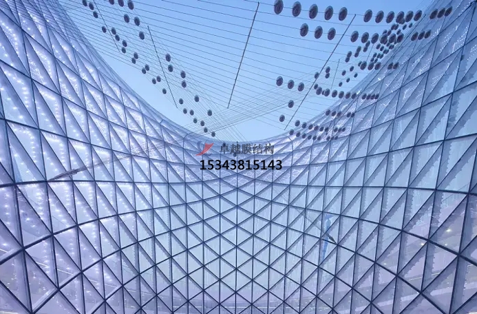 銅川張拉膜籃球場遮陽棚生產(chǎn)廠家設(shè)計施工【銅川職業(yè)技術(shù)學院張拉膜籃球場遮陽棚】等項目