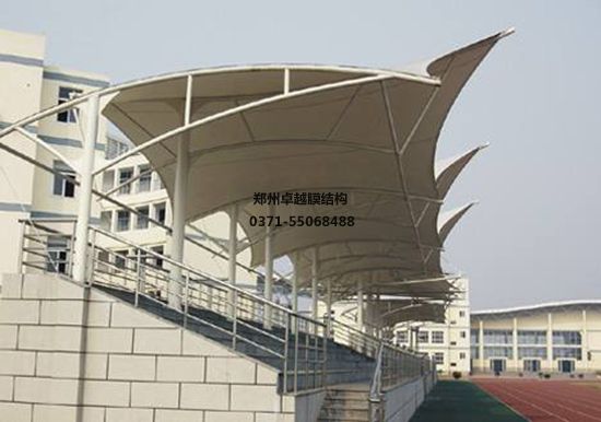 膜結(jié)構(gòu)地下車庫入口的實用性與藝術性